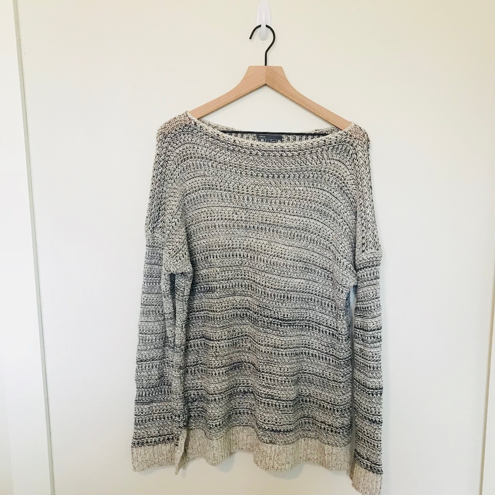 SALE!!! VINCE  Knit Sweater Size Large